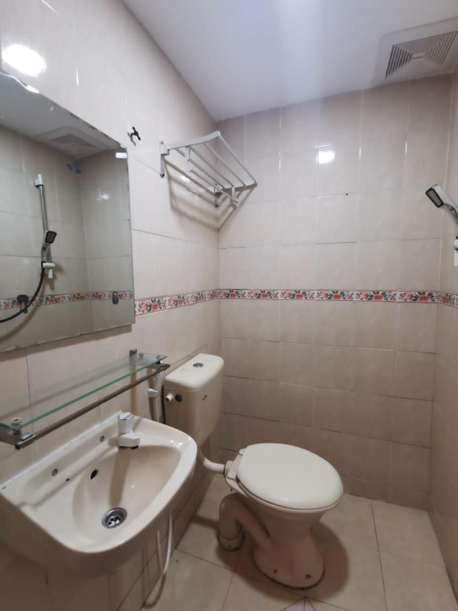 Super Oyo 90086 My Seven Days Inn Джохор-Бару Экстерьер фото